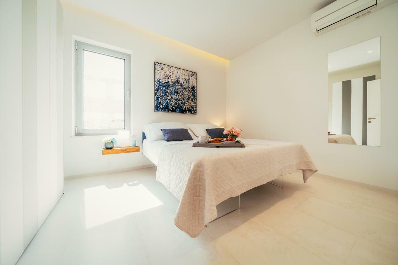 Unique Luxury Designers Apartment Right Next To The Beach Sukošan Esterno foto