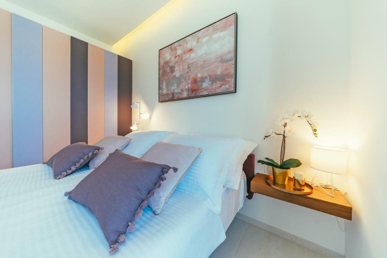 Unique Luxury Designers Apartment Right Next To The Beach Sukošan Esterno foto